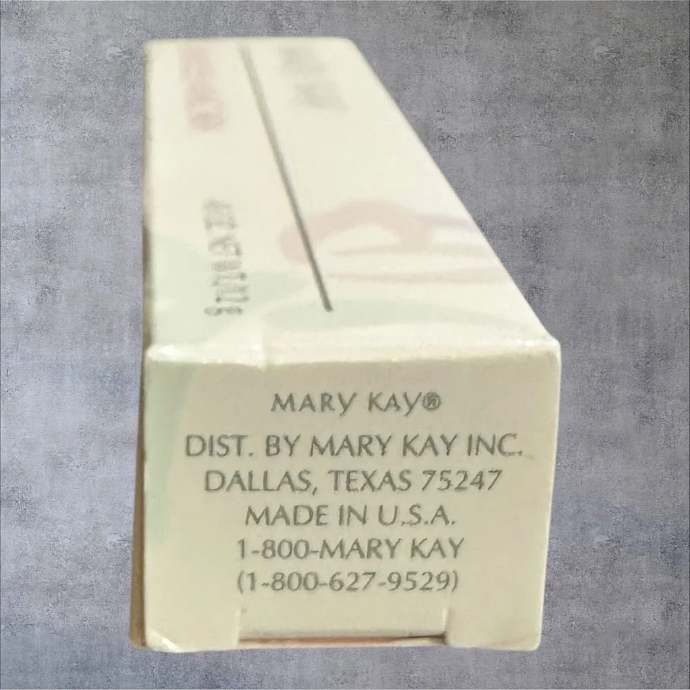 Mary Kay Flawless Mascara Brown 4421 New‎ In Box .45 oz 12g Made in USA
